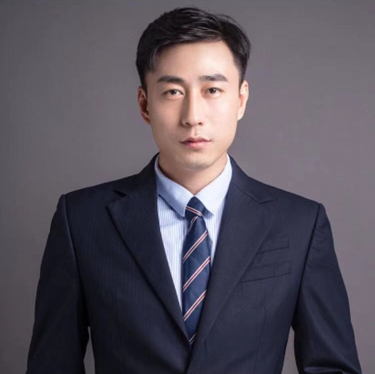 潘梅梅 艺术总监 & 首席设计师